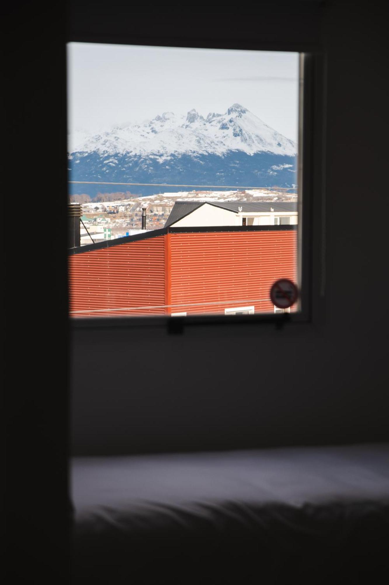 Portal Antartlco Hostel Ushuaia Exterior photo